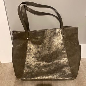 Stella & dot grey and silver tote purse guc